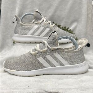 Adidas Women’s Light Gray and White Athletic Shoes - Size 8